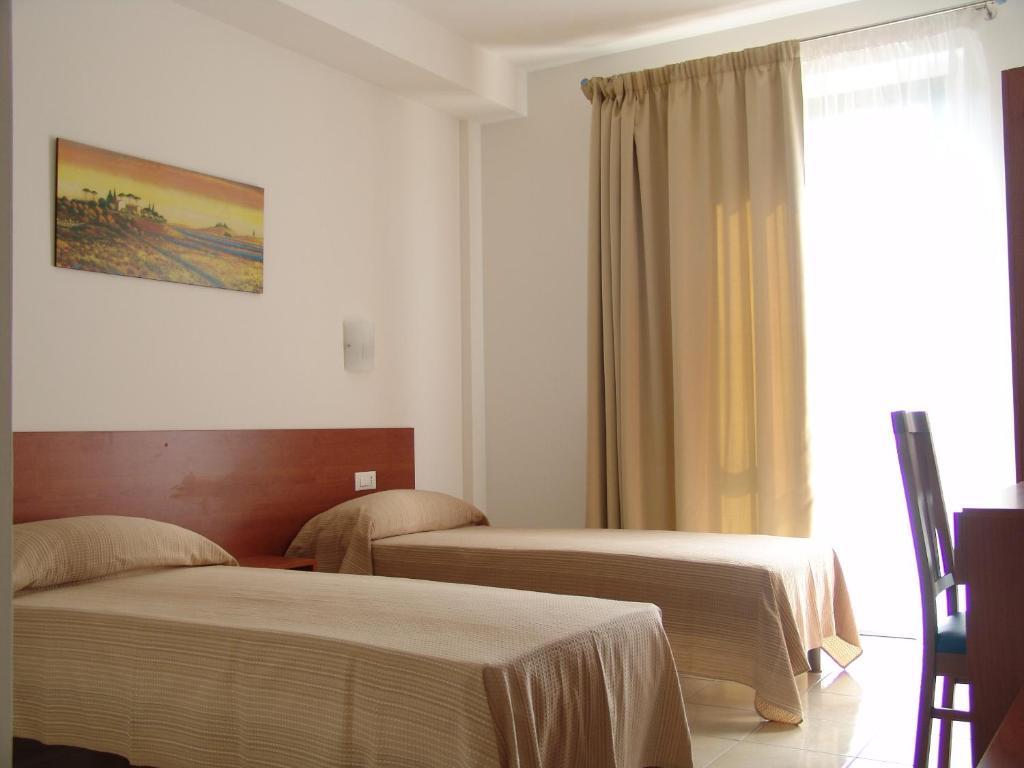 Portocannone Hotel Villa Adriatica الغرفة الصورة