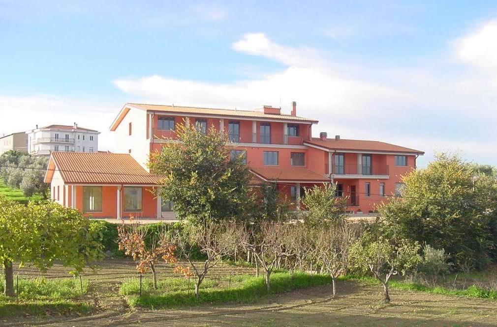 Portocannone Hotel Villa Adriatica المظهر الخارجي الصورة
